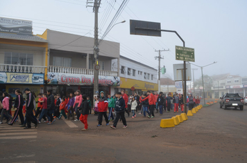 Foto - Abertura da Semana do Meio Ambiente com caminhada pelas ruas da cidade