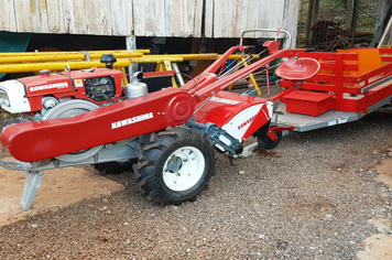 Foto - Associações de Produtores recebem equipamentos agrícolas
