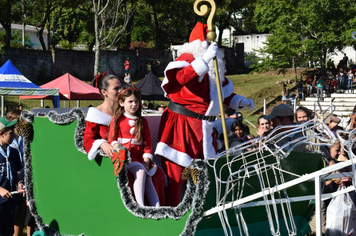 Foto - Chegada do Papai Noel