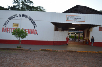 Foto - Início do Ano Letivo 2015 - Escola Municipal Ayrton Senna