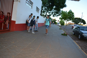 Foto - Início do Ano Letivo 2015 - Escola Municipal Ayrton Senna