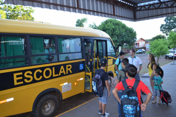 Foto - Início do Ano Letivo 2015 - Escola Municipal Ayrton Senna