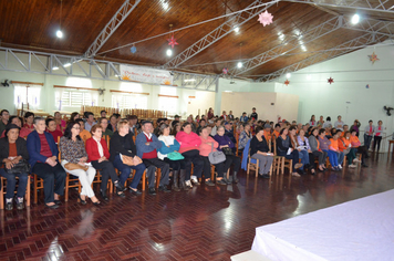 Foto - Integração dos Idosos alusivas ao dia de luta contra a violência a pessoa idosa