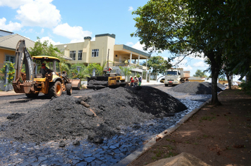 Foto - Obras de asfaltamento - Rua Tapuias e Rua Gaurama