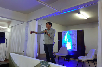 Foto - Palestra Jorge Trevisol - Conhecer  a Si mesmo para Compreeder  os outros