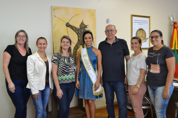 Prefeito Clairton Carboni recebeu a visita  da Comitiva da 14º FEICAP