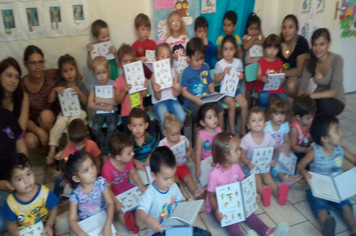 Agendas do programa União faz a vida, são distribuidas a os alunos das Escolas Municipais de Educação Infantil 