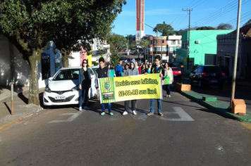 Escolas Municipais participam da Caminhada em alusão ao dia mundial do Meio Ambiente