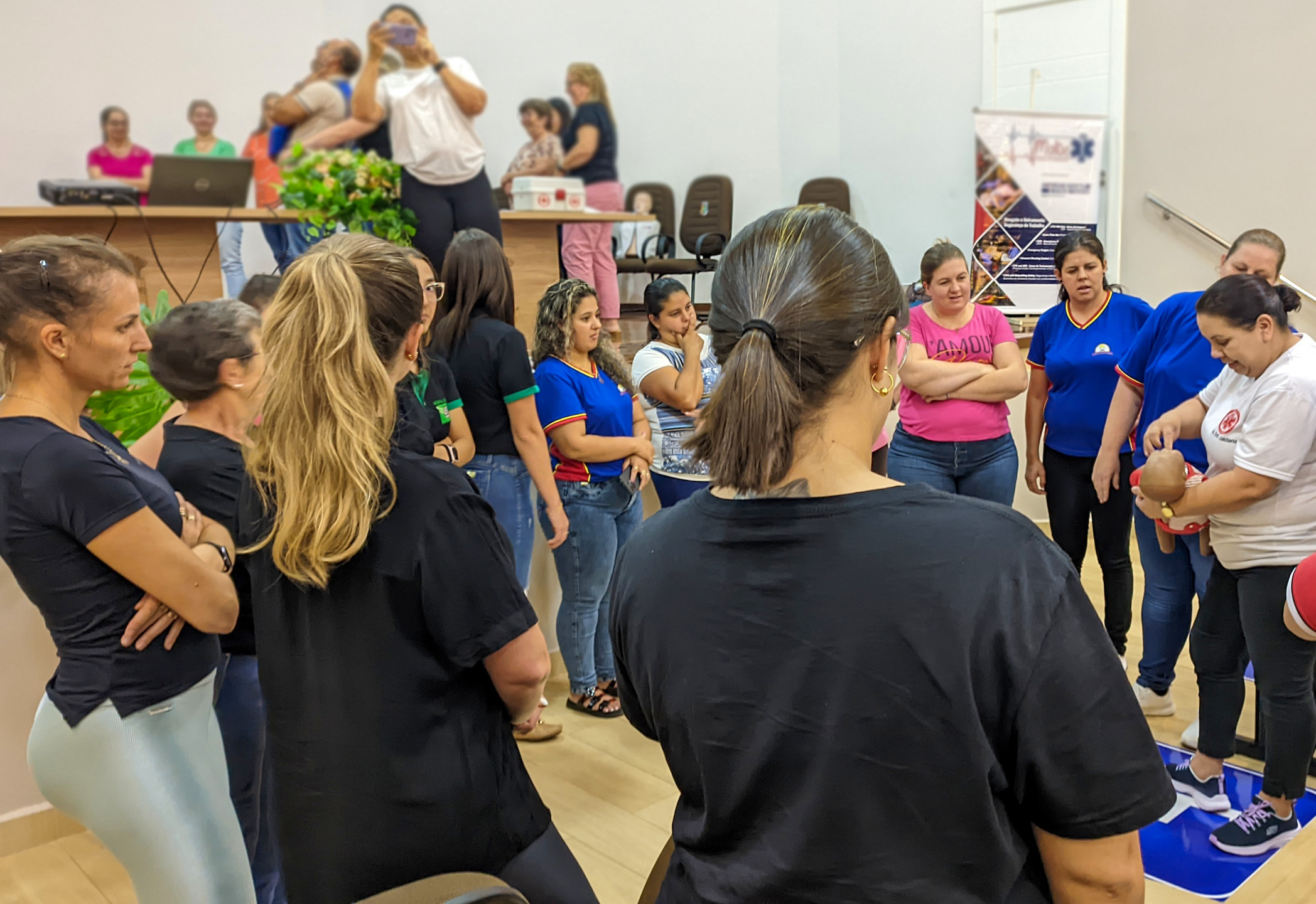 TENENTE PORTELA CAPACITA PROFESSORES EM PRIMEIROS SOCORROS