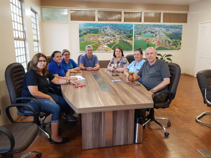 Prefeito se reúne com os novos membros do Conselho Tutelar eleitos para a gestão de 2020/2024
