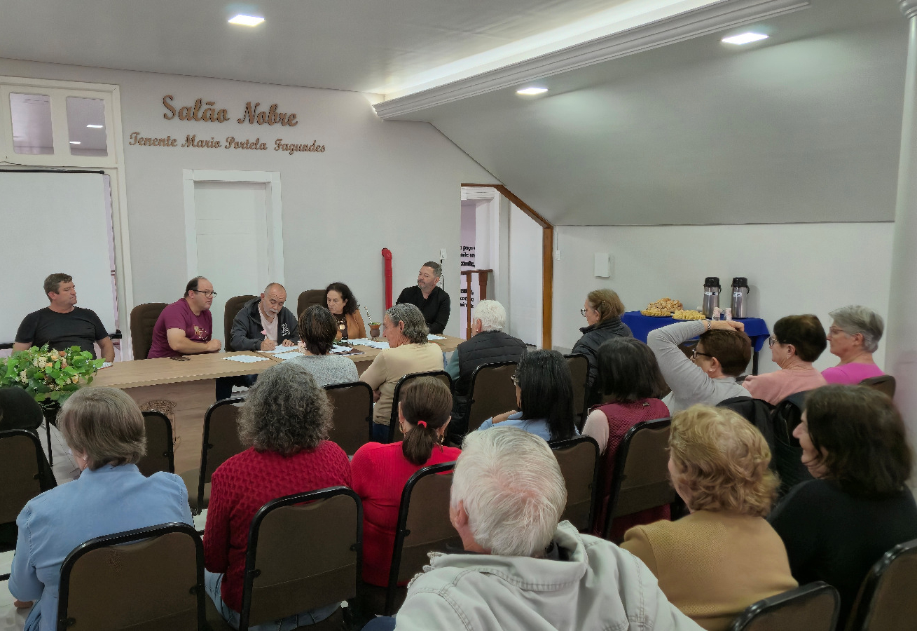 GRANDE TORNEIO MUNICIPAL DE CANASTRA E BOLÃOZINHO FEMININO ACONTECE EM TENENTE PORTELA