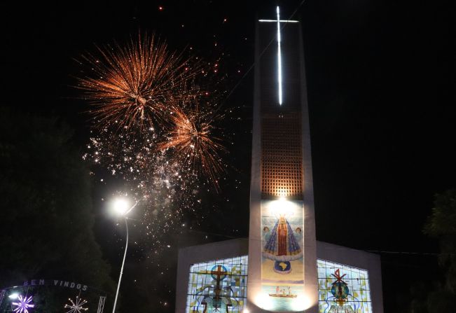 NATAL EM FAMÍLIA MARCOU O ENCERRAMENTO DO NATAL DA FELIZ CIDADE