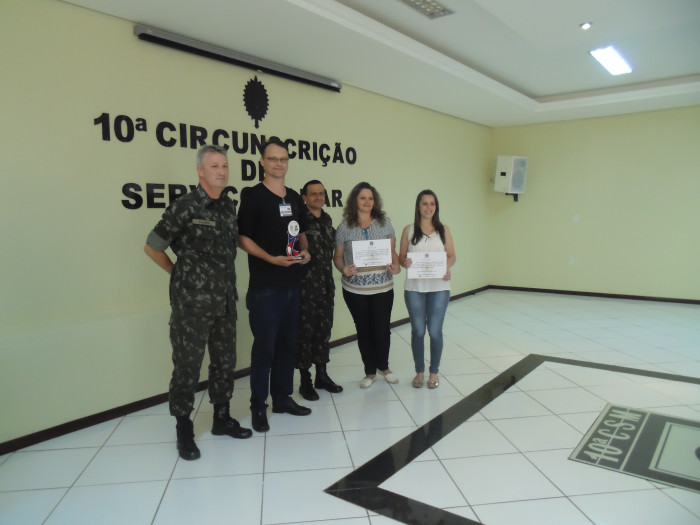 Junta Militar de Tenente Portela recebe premiação de eficiência