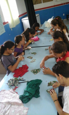 COOPERASB encerra ano de 2015 com produção de enfeites natalinos