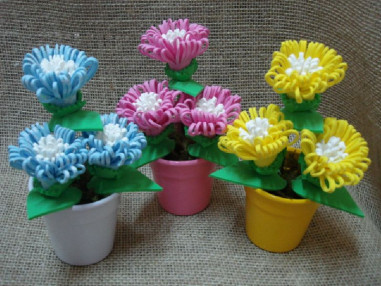 CRAS com inscrições abertas para curso de flores em EVA
