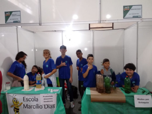 Escola Marcílio Dias expõe projetos na Mostra Municipal de Ciências em Três Passos