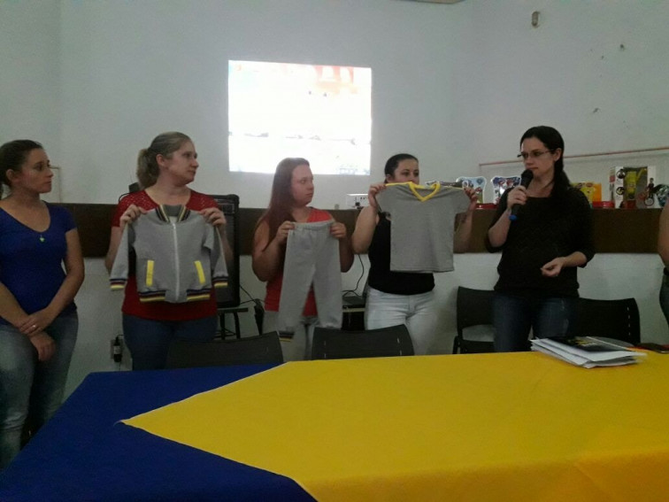 REUNIÃO DE PAIS EDUCAÇÃO INFANTIL  Escola Descobrindo o Saber