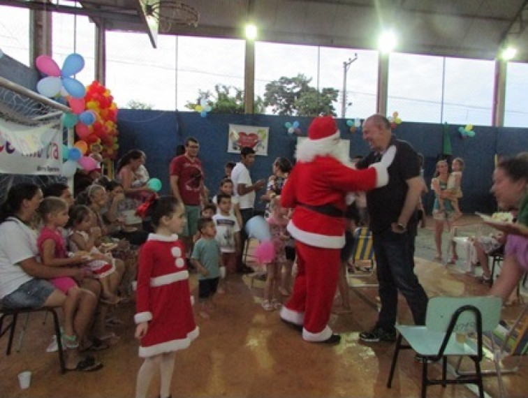 EMEI Doce Infância promoveu festa da Família na Escola