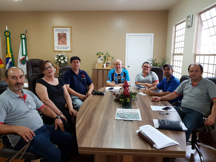 Prefeito e Vice Recebem Representantes da Emater Tenente Portela