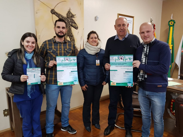 Prefeito recebe Convite para o 1º Simpósio de Doação de Órgãos e Tecidos para Transplantes  