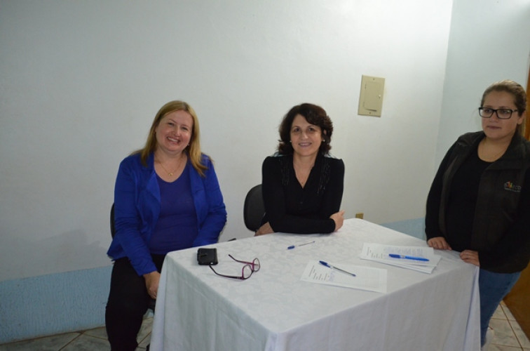 Rede Municipal de Ensino Participa de Oficina