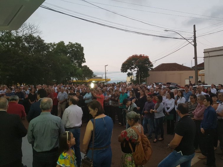 Prefeito Carboni participa de solenidade de reinauguração da agência da Cresol