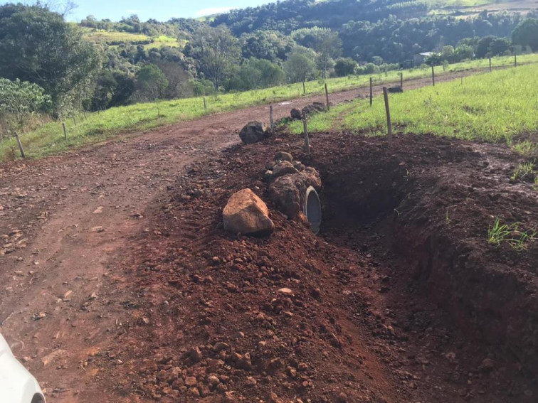 Acesso ao interior e reconstrução de pontes e bueiros são prioridades Da Secretaria do Desenvolvimento Rural