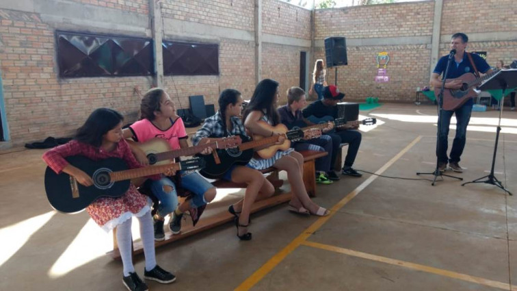 Escola Municipal de Ensino Fundamental Marcílio Dias realiza Festa Junina
