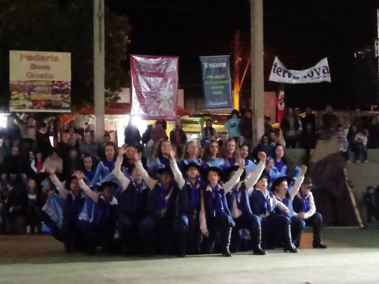 Alunos da Escola Marcílio Dias participam do 10º Acampamento Farroupilha 