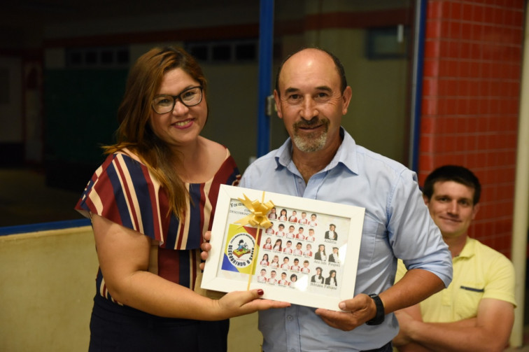 Formatura da  7º turma da EMEI Descobrindo o Saber