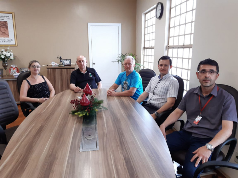 Reunião sobre a implantação do videomonitoramento urbano
