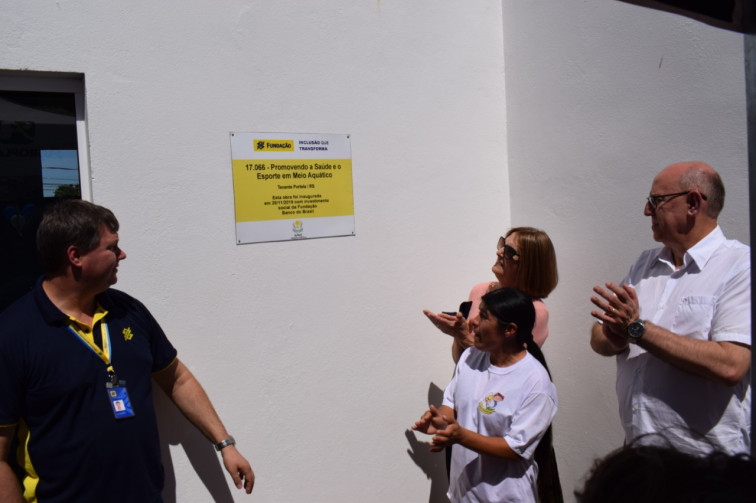 APAE de Tenente Portela inaugura piscina de hidroterapia