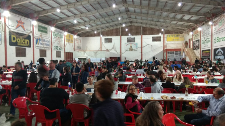 Noite Cultural da Escola Marcílio Dias foi um sucesso