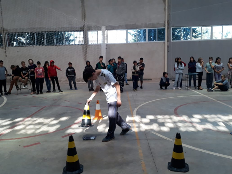  Escola Ayrton Senna realiza Gincana Literária