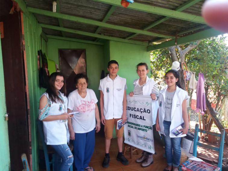 Alunos da Escola Arcelino desenvolvem  projeto sobre educação fiscal