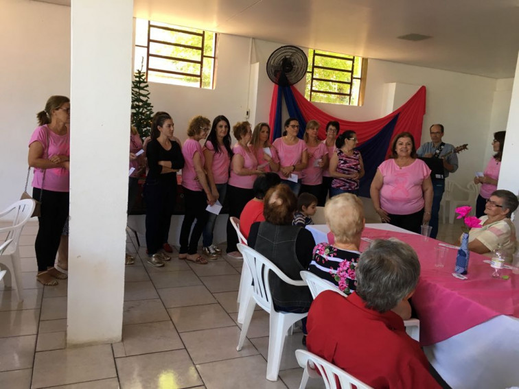 Chá da Liga Feminina de Combate ao Câncer