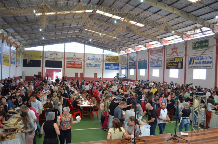 Almoço de Aniversário da Escola Descobrindo Saber